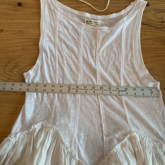 We the Free White Ruffle Tank NWT - Picture 2 of 15